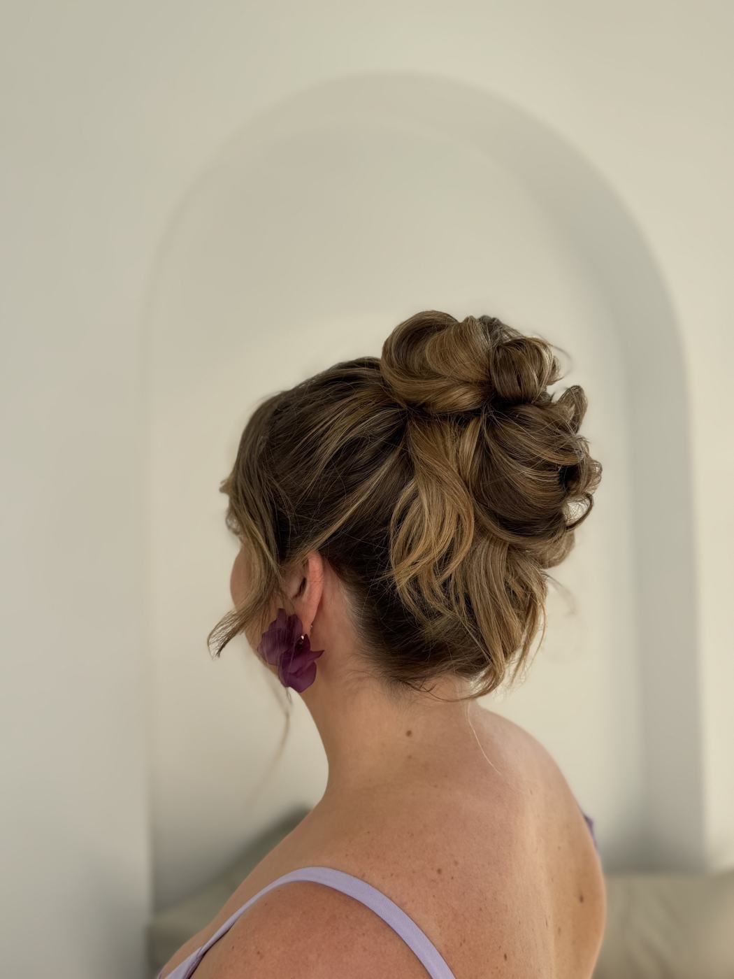 Recogido bajo para boda